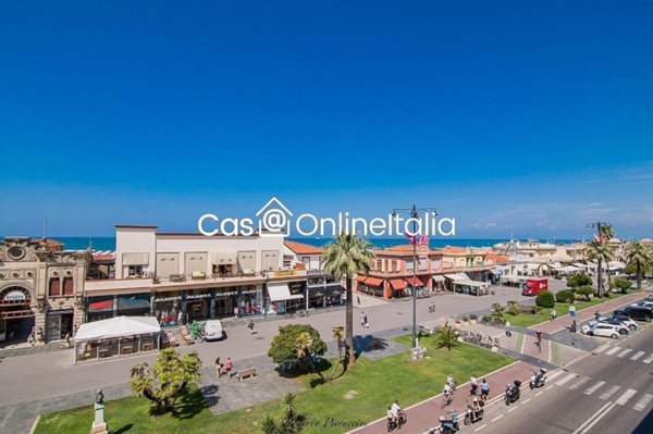 appartamento in vendita a Viareggio
