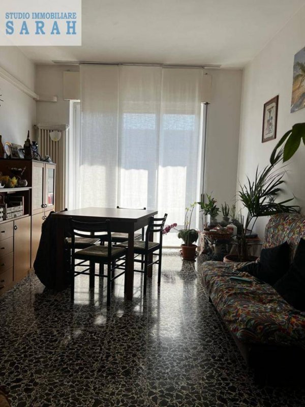 appartamento in vendita a Viareggio in zona Marco Polo
