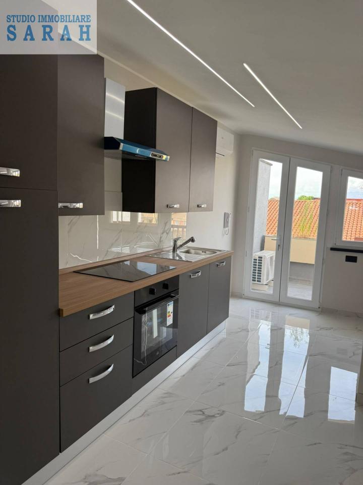 appartamento in vendita a Viareggio in zona Campo d'Aviazione