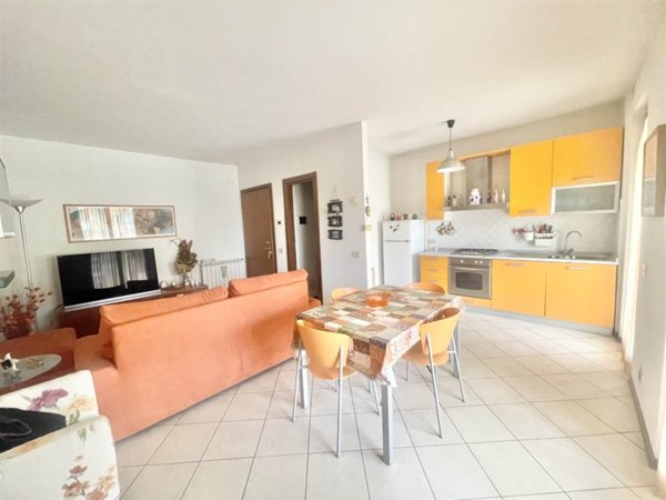 appartamento in vendita a Viareggio in zona Migliarina