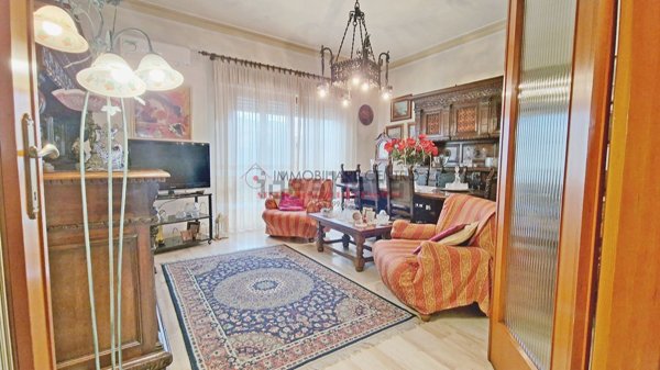 appartamento in vendita a Viareggio in zona Migliarina
