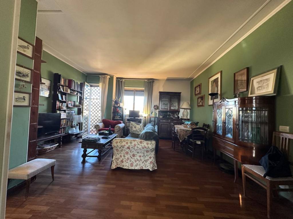 appartamento in vendita a Viareggio in zona Don Bosco