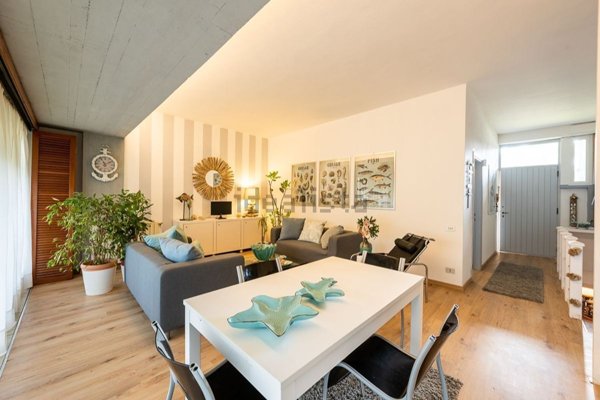 appartamento in vendita a Viareggio in zona Torre del Lago