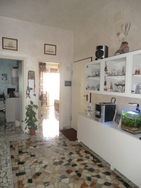appartamento in vendita a Viareggio in zona Marco Polo