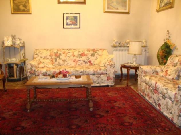 casa indipendente in vendita a Viareggio in zona Centro Storico