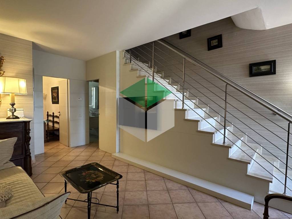 casa indipendente in vendita a Viareggio in zona Campo d'Aviazione