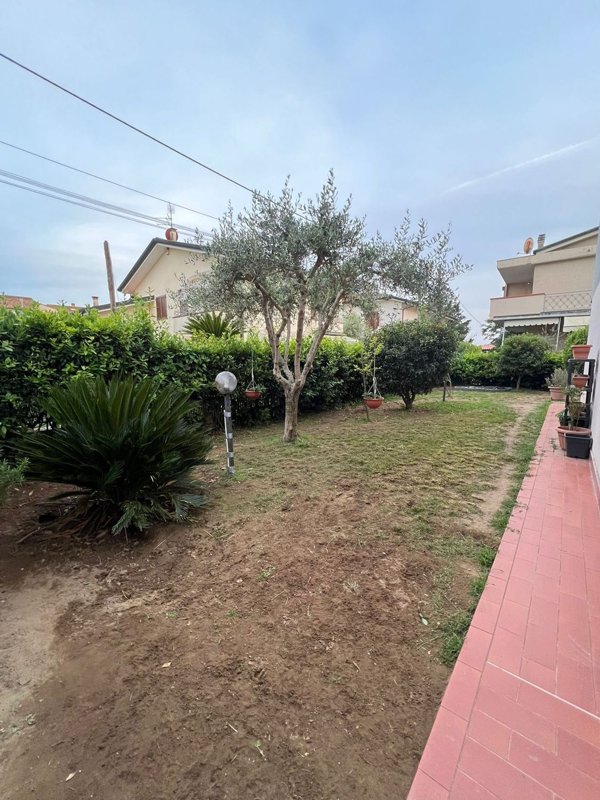 appartamento in vendita a Viareggio