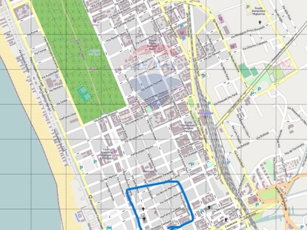negozio in vendita a Viareggio in zona Centro Storico