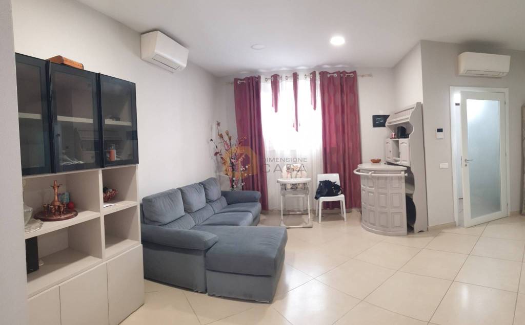 casa indipendente in vendita a Viareggio