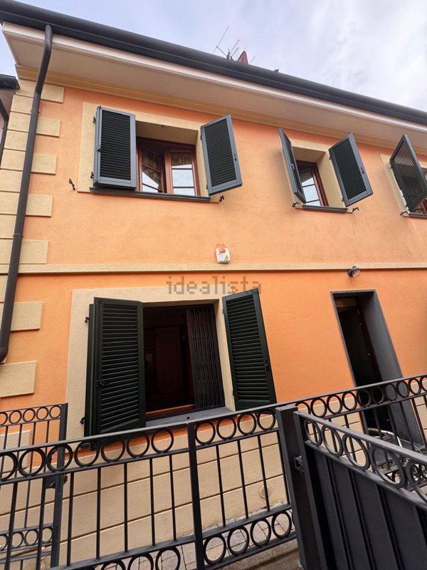 casa indipendente in vendita a Viareggio in zona Marco Polo