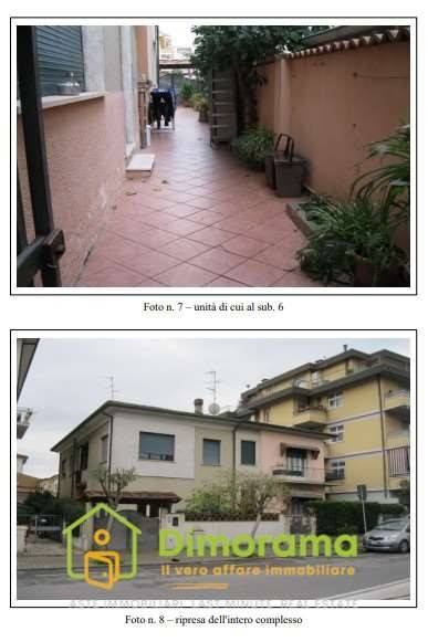 casa indipendente in vendita a Viareggio