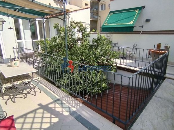 appartamento in vendita a Viareggio in zona Centro Storico