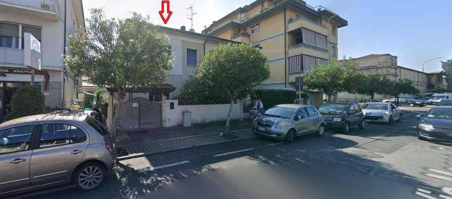appartamento in vendita a Viareggio in zona Marco Polo