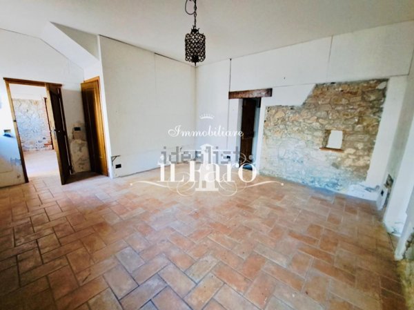 casa indipendente in vendita a Viareggio in zona Marco Polo