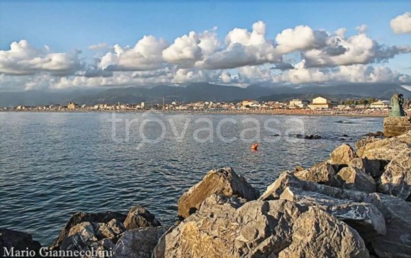 appartamento in vendita a Viareggio in zona Centro Storico