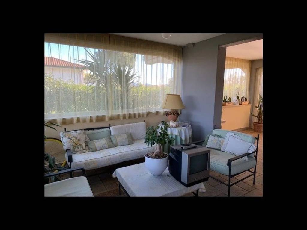 casa indipendente in vendita a Viareggio in zona Campo d'Aviazione