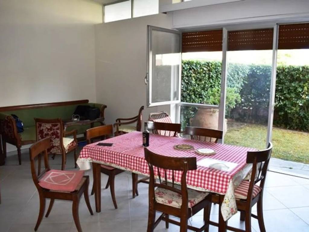 appartamento in vendita a Viareggio