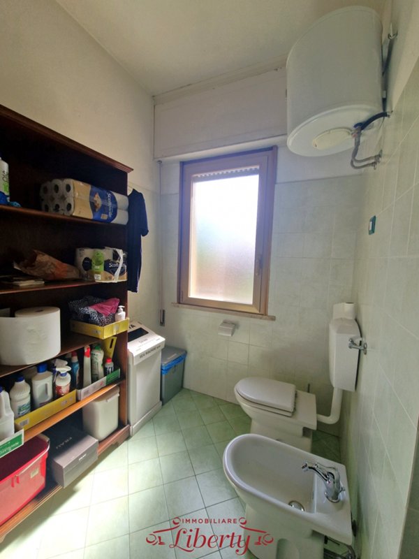 casa indipendente in vendita a Viareggio