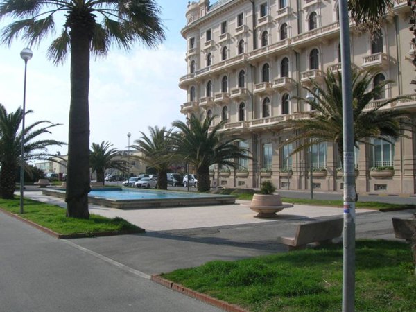 casa indipendente in vendita a Viareggio in zona Don Bosco