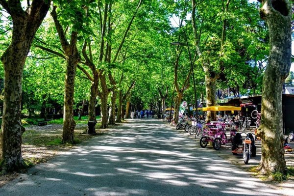 appartamento in vendita a Viareggio in zona Marco Polo