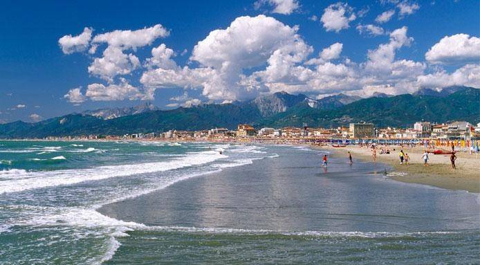 appartamento in vendita a Viareggio in zona Marco Polo