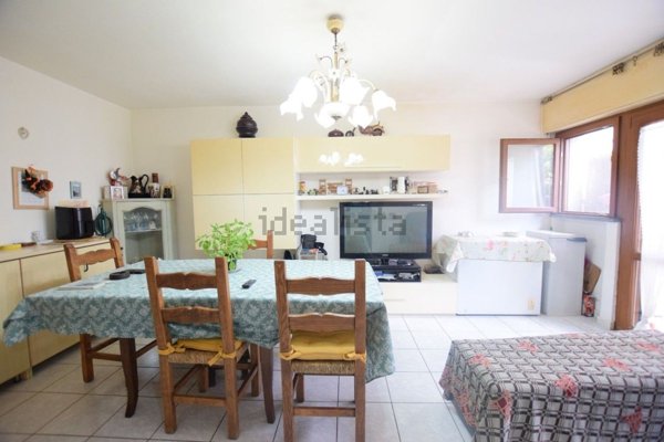 casa indipendente in vendita a Viareggio in zona Torre del Lago