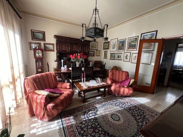 appartamento in vendita a Viareggio in zona Migliarina