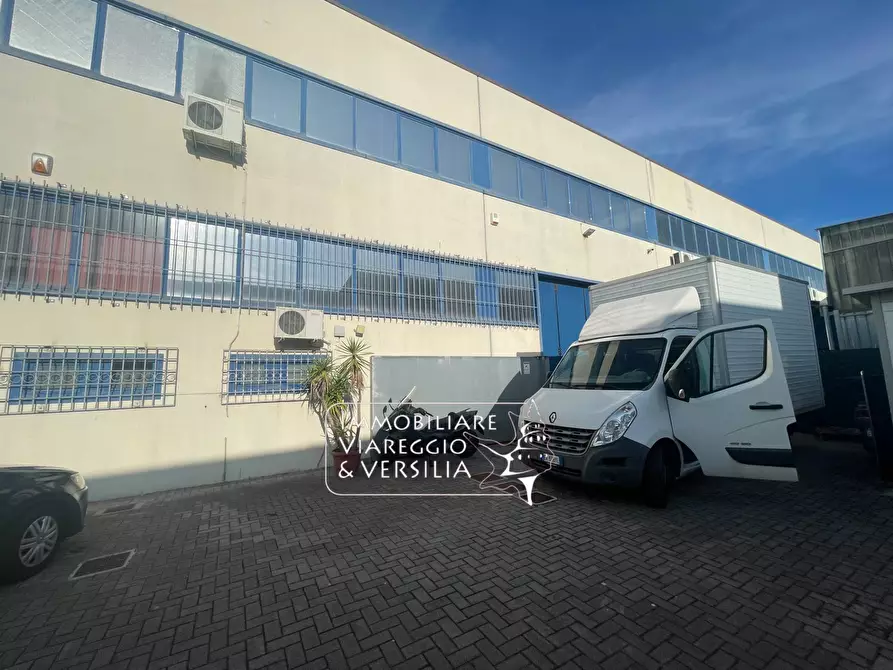 ufficio in vendita a Viareggio