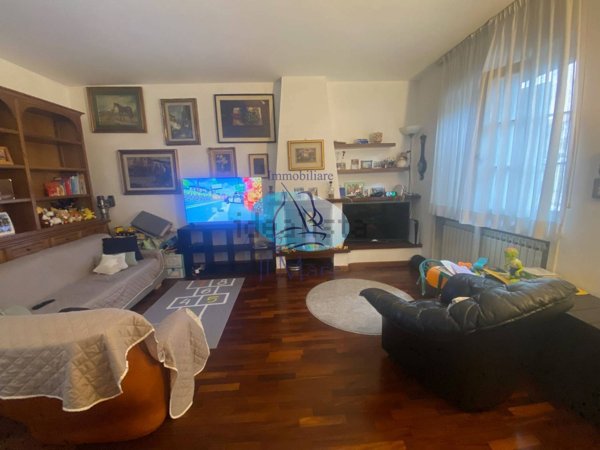 appartamento in vendita a Viareggio in zona Centro Storico