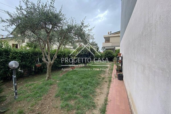 appartamento in vendita a Viareggio