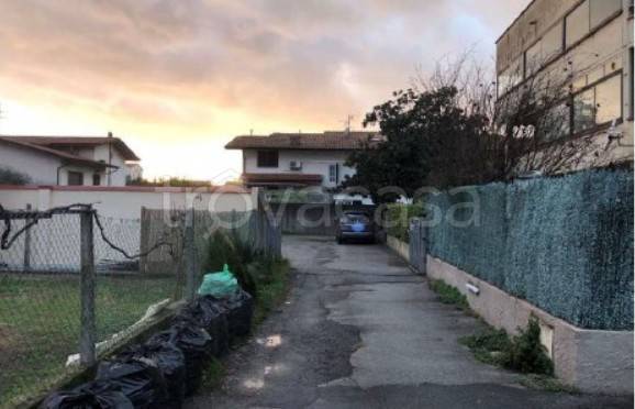 appartamento in vendita a Viareggio in zona Torre del Lago