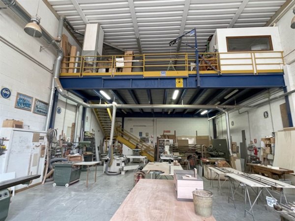 ufficio in vendita a Viareggio