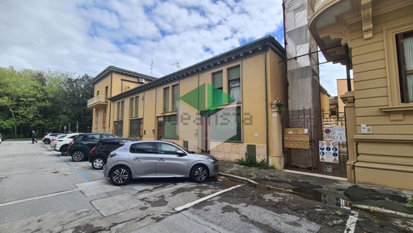 appartamento in vendita a Viareggio