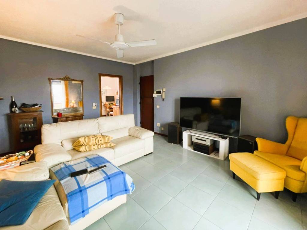 appartamento in vendita a Viareggio