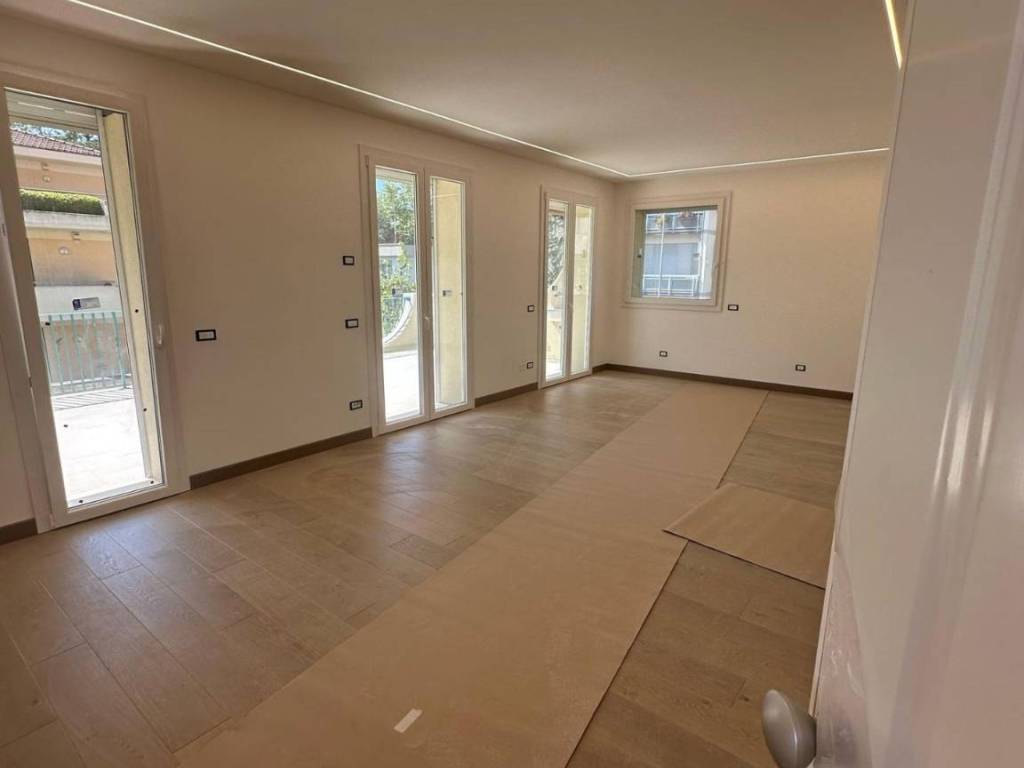 appartamento in vendita a Viareggio