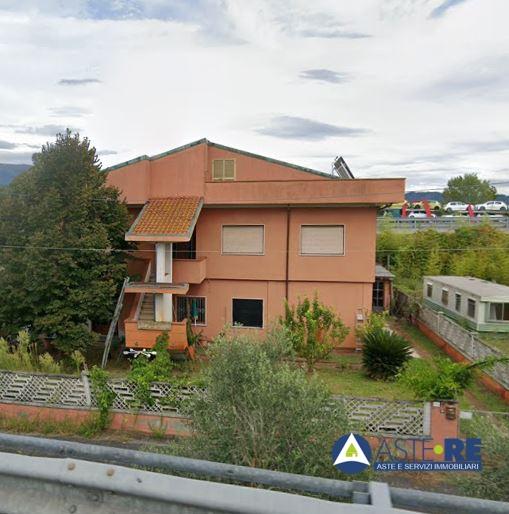 appartamento in vendita a Viareggio