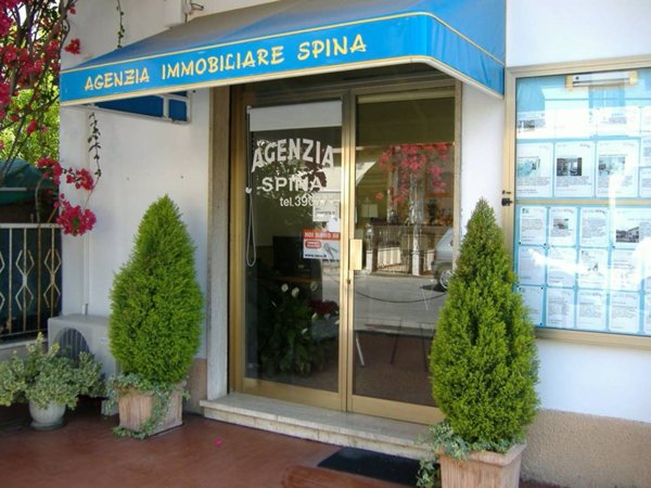 appartamento in vendita a Viareggio in zona Campo d'Aviazione