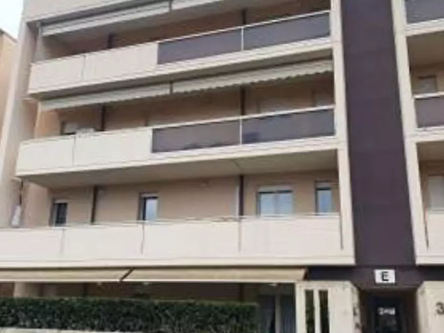 appartamento in vendita a Viareggio in zona Marco Polo