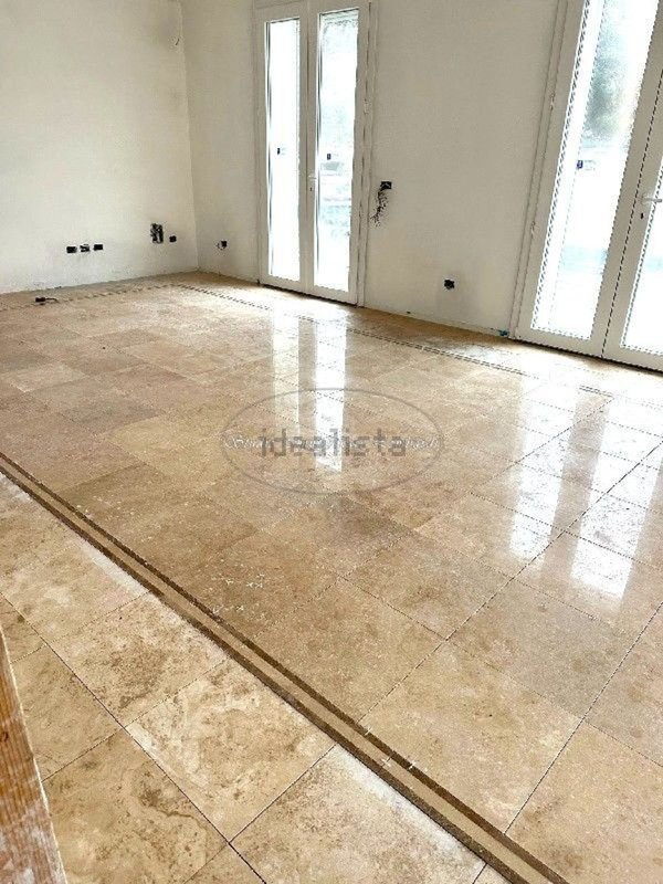 appartamento in vendita a Viareggio