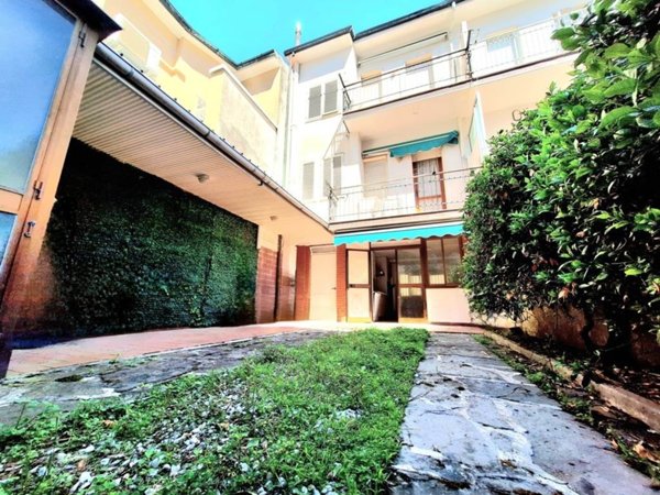 casa indipendente in vendita a Viareggio in zona Don Bosco