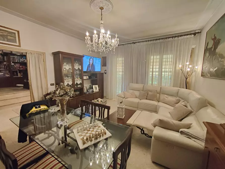 casa indipendente in vendita a Viareggio in zona Torre del Lago