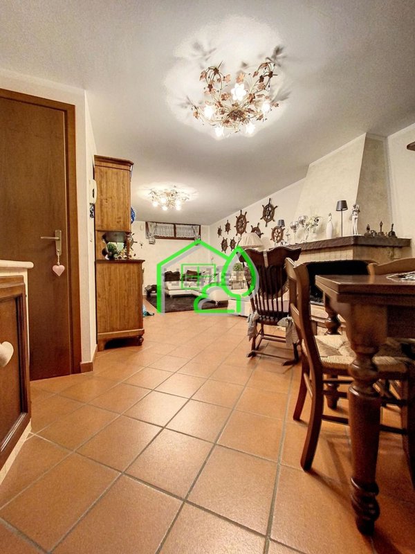 casa indipendente in vendita a Viareggio in zona Campo d'Aviazione