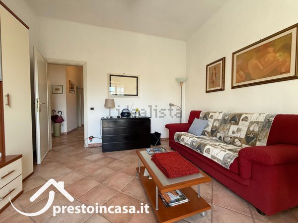 appartamento in vendita a Viareggio in zona Migliarina