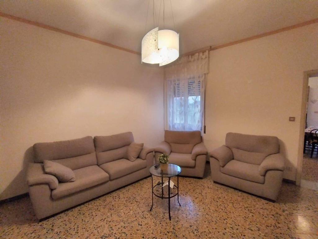appartamento in vendita a Viareggio in zona Campo d'Aviazione