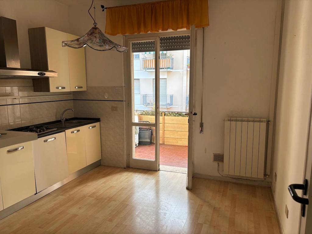 appartamento in vendita a Viareggio in zona Marco Polo