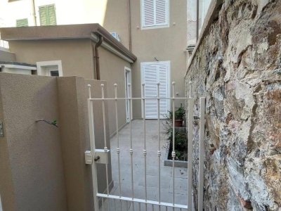 casa indipendente in vendita a Viareggio in zona Centro Storico