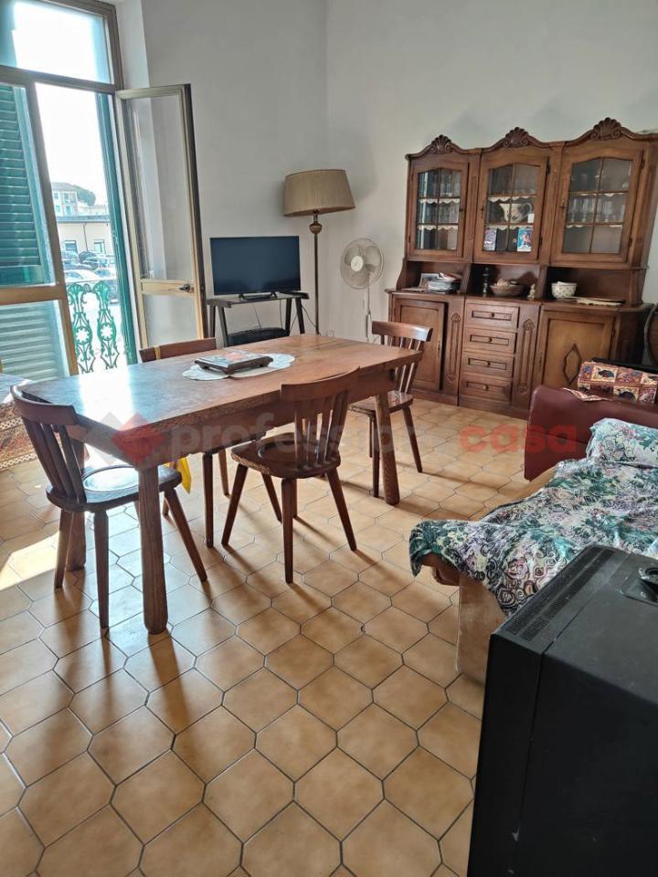 appartamento in vendita a Viareggio