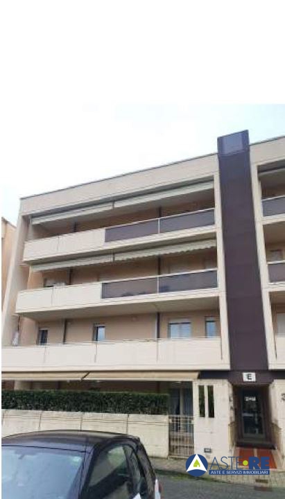 appartamento in vendita a Viareggio in zona Marco Polo