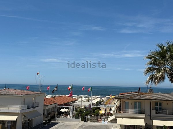 appartamento in vendita a Viareggio