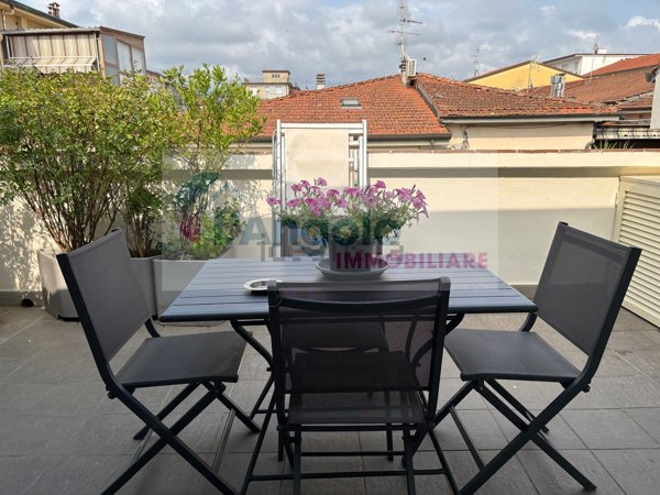 casa indipendente in vendita a Viareggio in zona Marco Polo